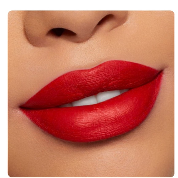 New Kylie Red Velvet Lip Kit - Picture 3 of 6